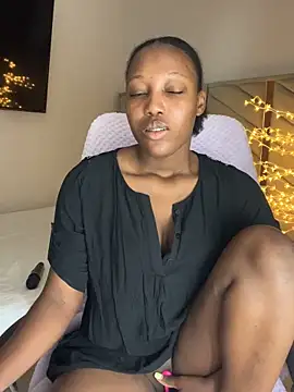 kellya  online show from 18, 10, 2025
