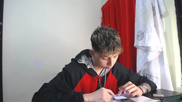  Thomas hot  online show from 9, 1, 2025