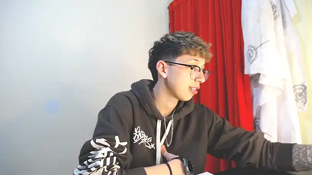  Thomas hot  online show from 22, 1, 2025