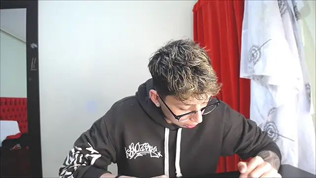  Thomas hot  online show from 23, 1, 2025