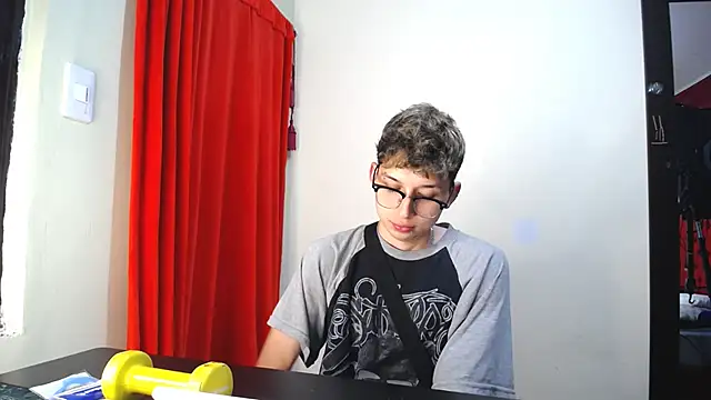  Thomas hot  online show from 28, 1, 2025