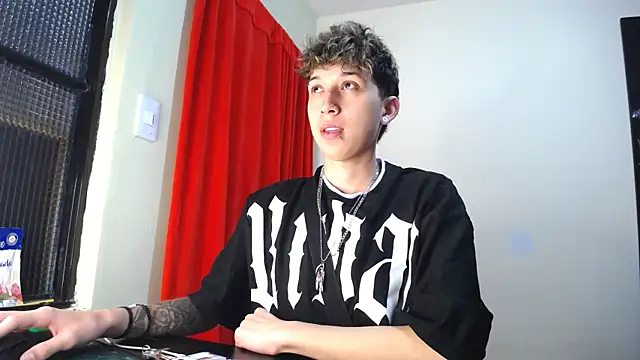  Thomas hot  online show from 7, 2, 2025