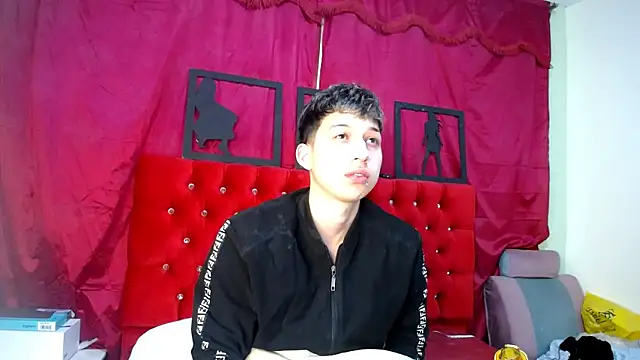  Thomas hot  online show from 18, 3, 2025