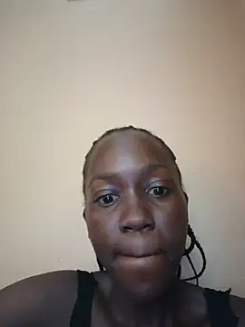 Snapshot of Swirly_blac chatting on 21, 6, 2026 Swirly blac online show from 21, 6, 2026