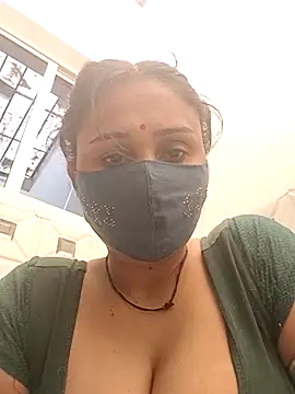 Snapshot of Archna-ji chatting on 17, 2, 2025 Archna-ji online show from 17, 2, 2025