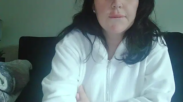 magical mia online show from 10, 11, 2025