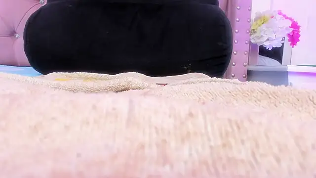 Snapshot of MonicaSchwartz chatting on 19, 3, 2026 MonicaSchwartz online show from 19, 3, 2026