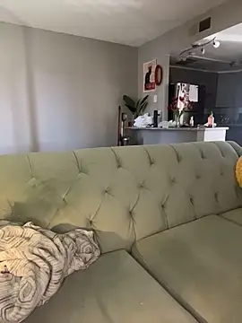 molly witha chance online show from 14, 3, 2026