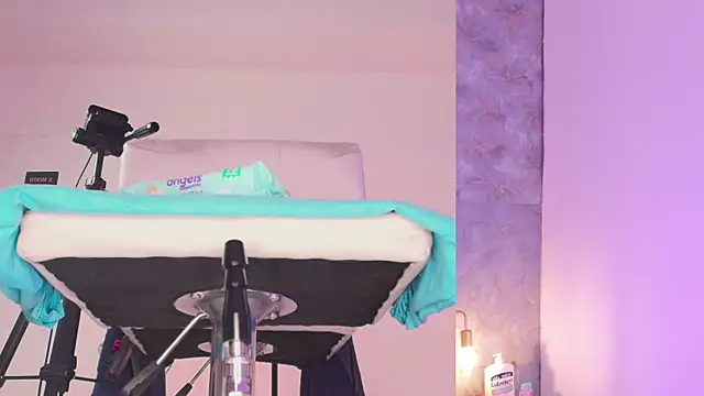 Snapshot of Angelst__ chatting on 11, 10, 2025 Angelst online show from 11, 10, 2025