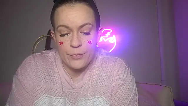 quinnmariexo online show from 8, 2, 2026