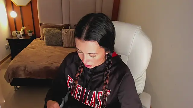 youpinkgirl  online show from 24, 9, 2025