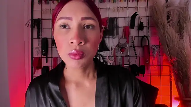 charrlotte quinn online show from 16, 10, 2025