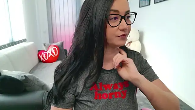 Snapshot of KatherineRyder chatting on 18, 4, 2026 KatherineRyder online show from 18, 4, 2026