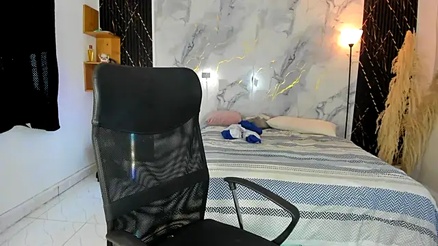 Snapshot of slim_master12 chatting on 1, 5, 2026 slim master12 online show from 1, 5, 2026