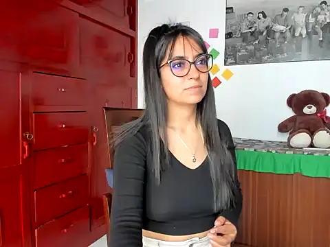 Isabellaa22 1 online show from 10, 12, 2024