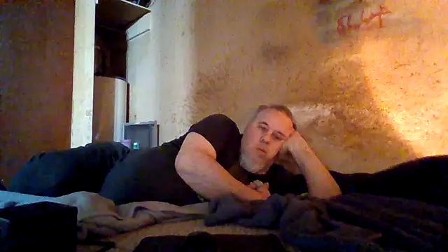 Nightshade7712 online show from 24, 2, 2026