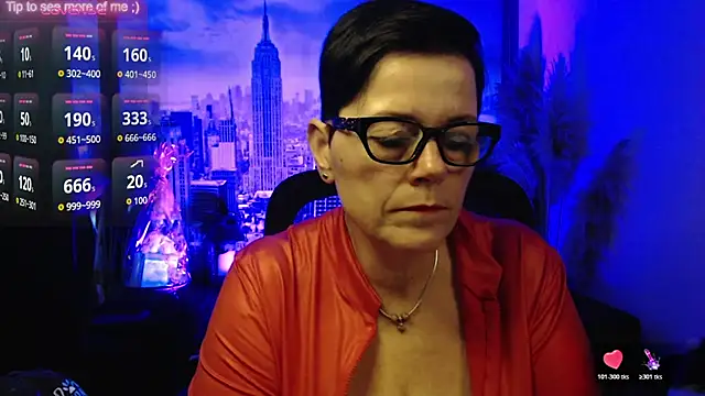 Snapshot of ninarandmann chatting on 5, 3, 2026 ninarandmann online show from 5, 3, 2026
