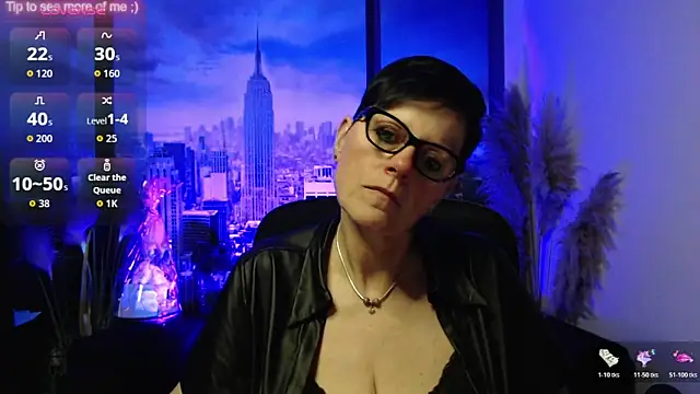 Snapshot of ninarandmann chatting on 6, 5, 2026 ninarandmann online show from 6, 5, 2026