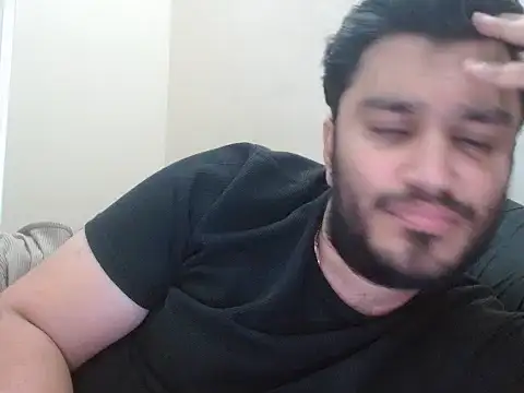 Snapshot of robintoit chatting on 21, 7, 2026 robintoit online show from 21, 7, 2026