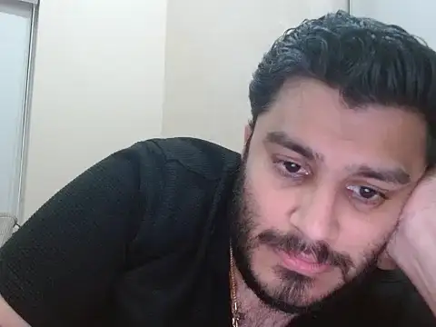 Snapshot of robintoit chatting on 28, 7, 2026 robintoit online show from 28, 7, 2026