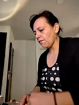 Natasha milf   online show from 5, 2, 2026