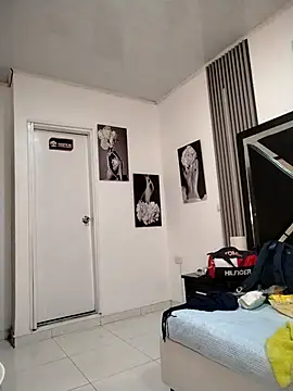 Natasha milf   online show from 7, 4, 2026