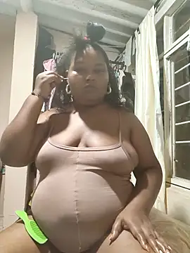 Snapshot of lorenxtaylor chatting on 7, 4, 2026 lorenxtaylor online show from 7, 4, 2026