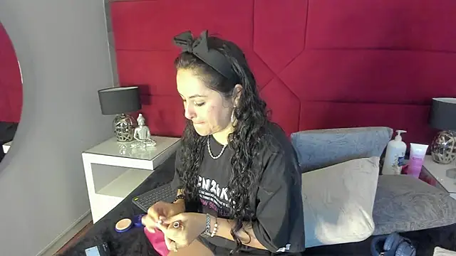 hanny milf online show from 11, 3, 2025