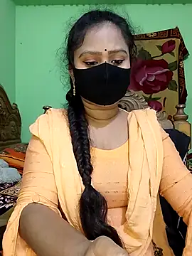 Idhika Paul online show from 23, 2, 2025