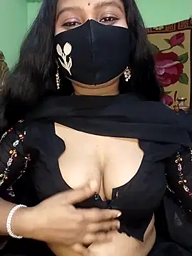 Idhika Paul online show from 9, 3, 2025