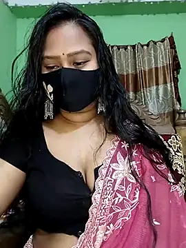 Idhika Paul online show from 18, 3, 2025