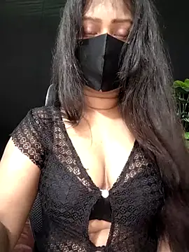 Idhika Paul online show from 30, 9, 2025