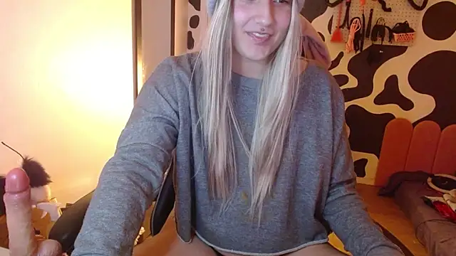 Snapshot of hi_elora chatting on 26, 5, 2026 hi elora online show from 26, 5, 2026