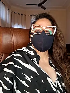 Snapshot of SEXY-Sardarni chatting on 26, 4, 2026 SEXY-Sardarni online show from 26, 4, 2026