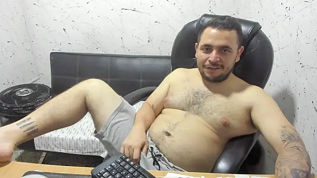 Snapshot of _ace_ventura chatting on 8, 11, 2025 ace ventura online show from 8, 11, 2025