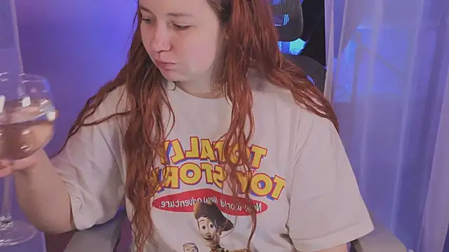 carolina elf online show from 20, 11, 2025