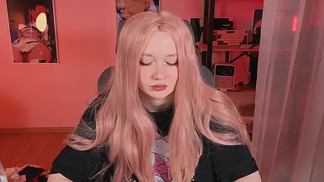 carolina elf online show from 31, 3, 2026