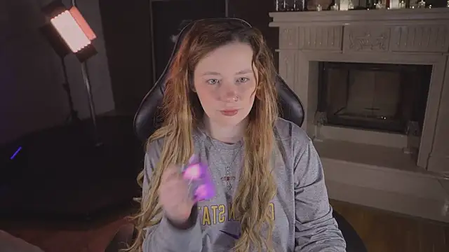 carolina elf online show from 12, 4, 2026