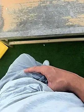 MalagaTop02 online show from 5, 4, 2026