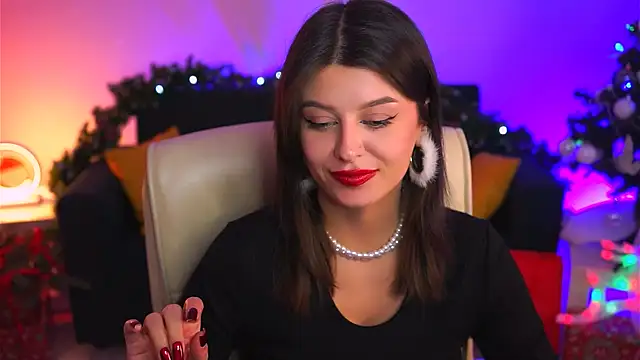 Snapshot of NicoleMun chatting on 20, 12, 2024 NicoleMun online show from 20, 12, 2024