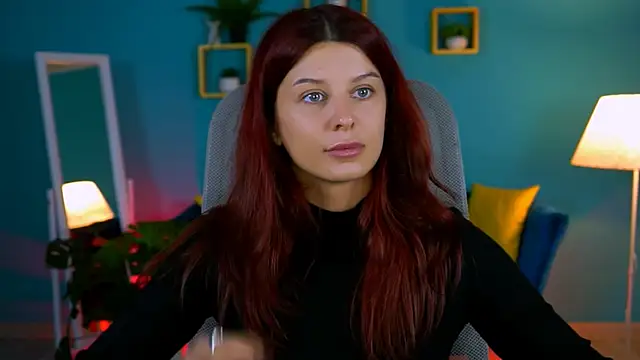 Snapshot of NicoleMun chatting on 28, 10, 2025 NicoleMun online show from 28, 10, 2025