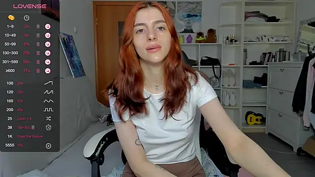 Snapshot of broosnica1 chatting on 7, 7, 2026 broosnica1 online show from 7, 7, 2026