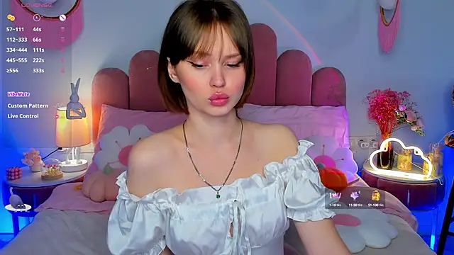 MaryLew online show from 12, 10, 2025