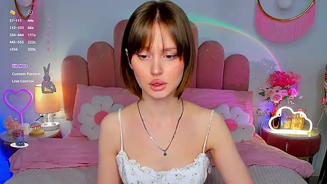 MaryLew online show from 21, 11, 2025