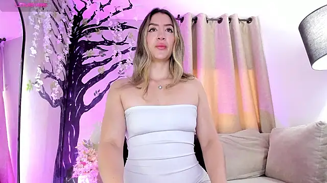 Snapshot of _AlejaCruz_ chatting on 1, 3, 2026 AlejaCruz online show from 1, 3, 2026