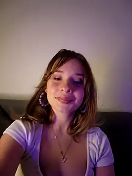 Sophy Bunny online show from 6, 3, 2025