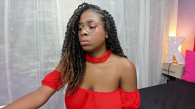 KatieGomez online show from 22, 5, 2026