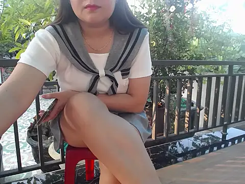 Nanaly Sweet online show from 19, 10, 2025