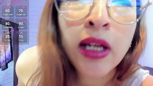  LaraMom  online show from 22, 10, 2025