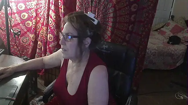 Ireallysquirt online show from 5, 12, 2025